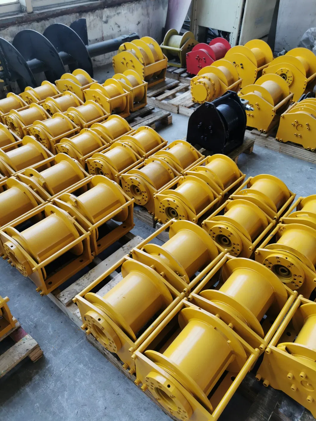 Hydraulic Winch for Lift 1 Ton 2 Ton 3 Ton 5 Ton Outdoor Mini Roof Crane Hoist Small Crane and Drag Goods St10 St20 Cable Lifter Cable Lifting Machine